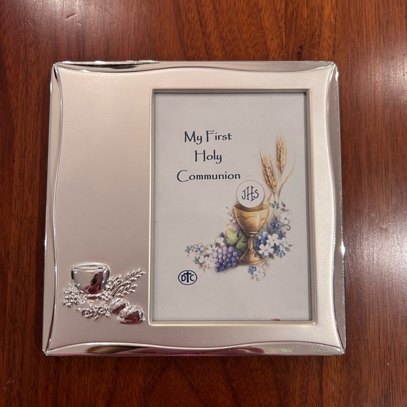 First Holy Communion Silver Picture Frame - Picture 3 of 7